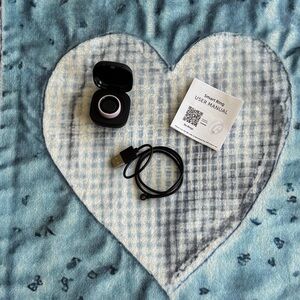 Halo Smart Ring with Charging Case - Black and Pink